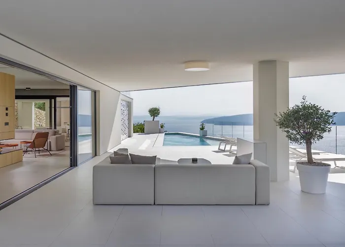 3,0 Near For 8 People With Indoor And Outdoor Pool & Wellness Villa *
