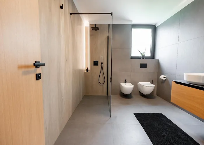 וילה 3,0 Near For 8 People With Indoor And Outdoor Pool & Wellness *