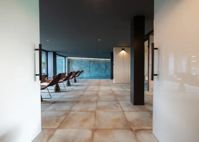 3,0 Near For 8 People With Indoor And Outdoor Pool & Wellness * אופטיה