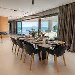 3,0 Near For 8 People With Indoor And Outdoor Pool & Wellness * Opatija