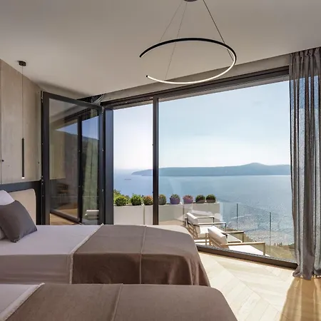 3,0 Near For 8 People With Indoor And Outdoor Pool & Wellness Villa *
